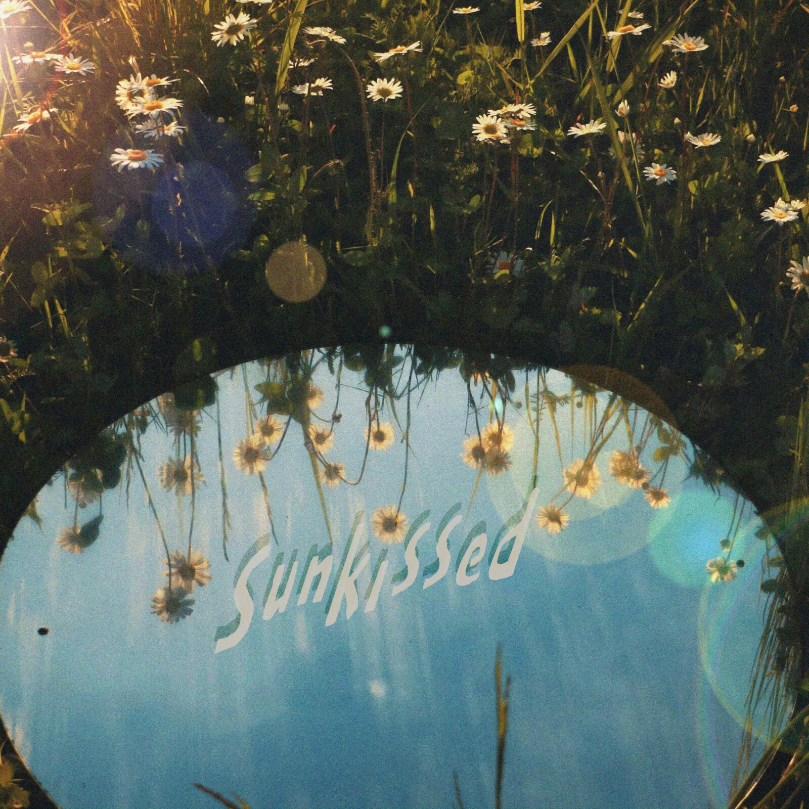 Singles: Clippy – Sunkissed & Undone