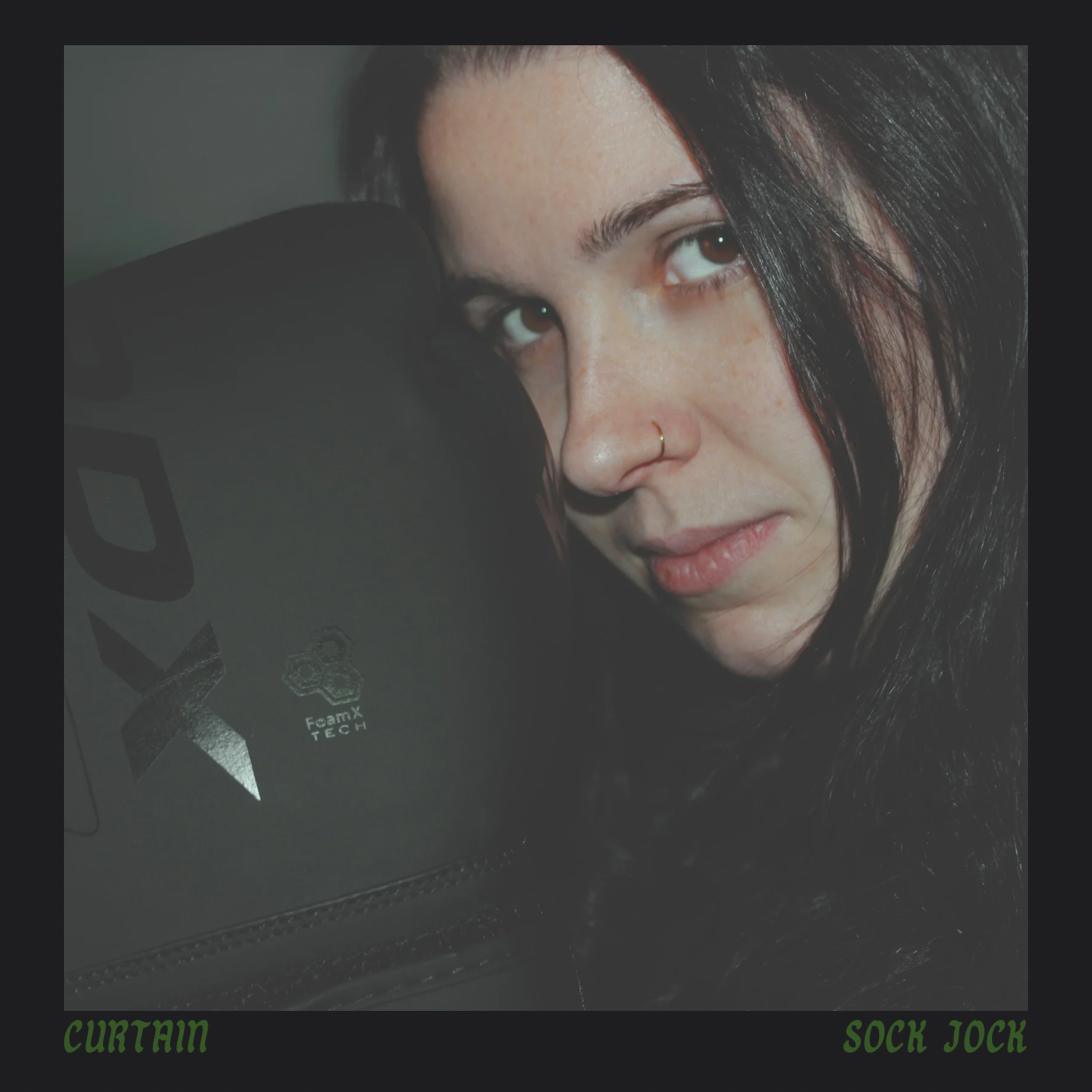 Single: sock jock – curtain