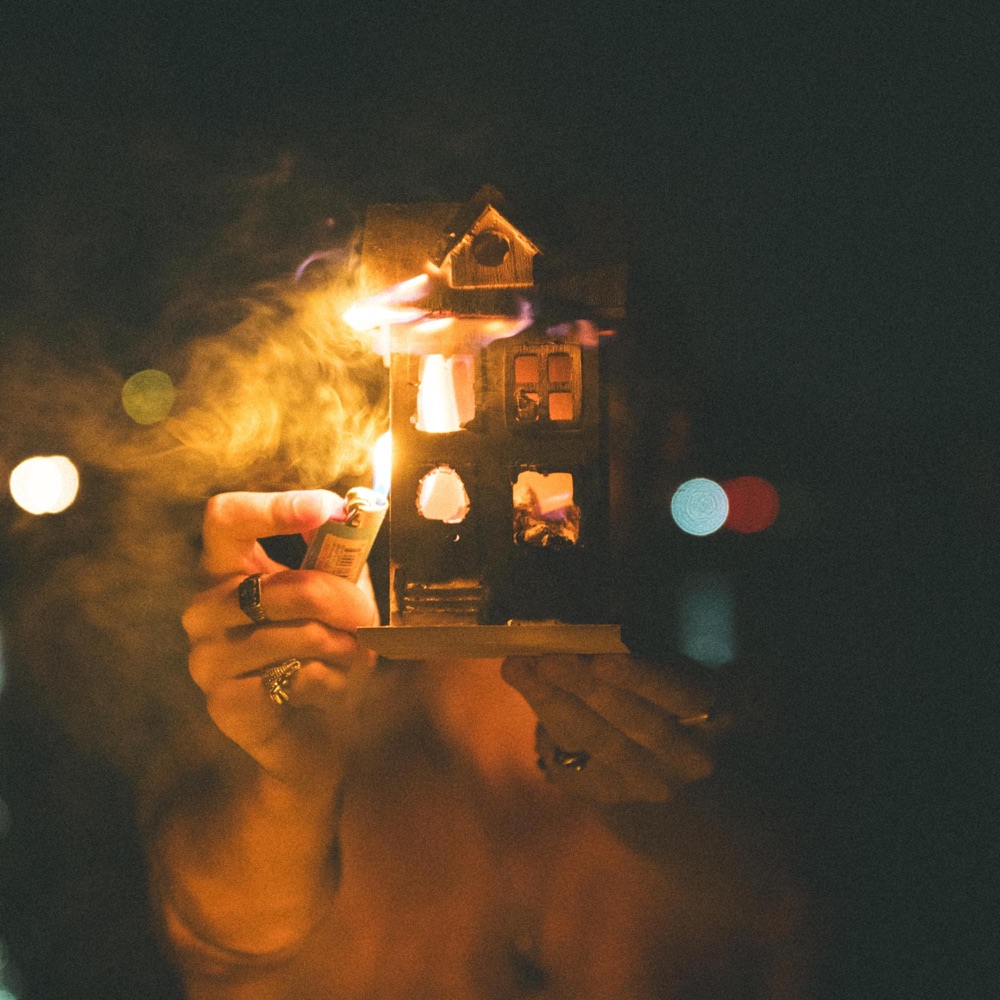 Album: ELROD – House Fires And Broken Teeth