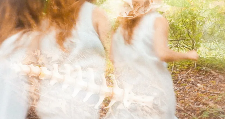 ella aslin prophecy single cover