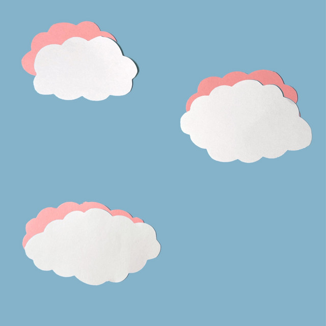 Single: tiny toy cities – puppy teeth